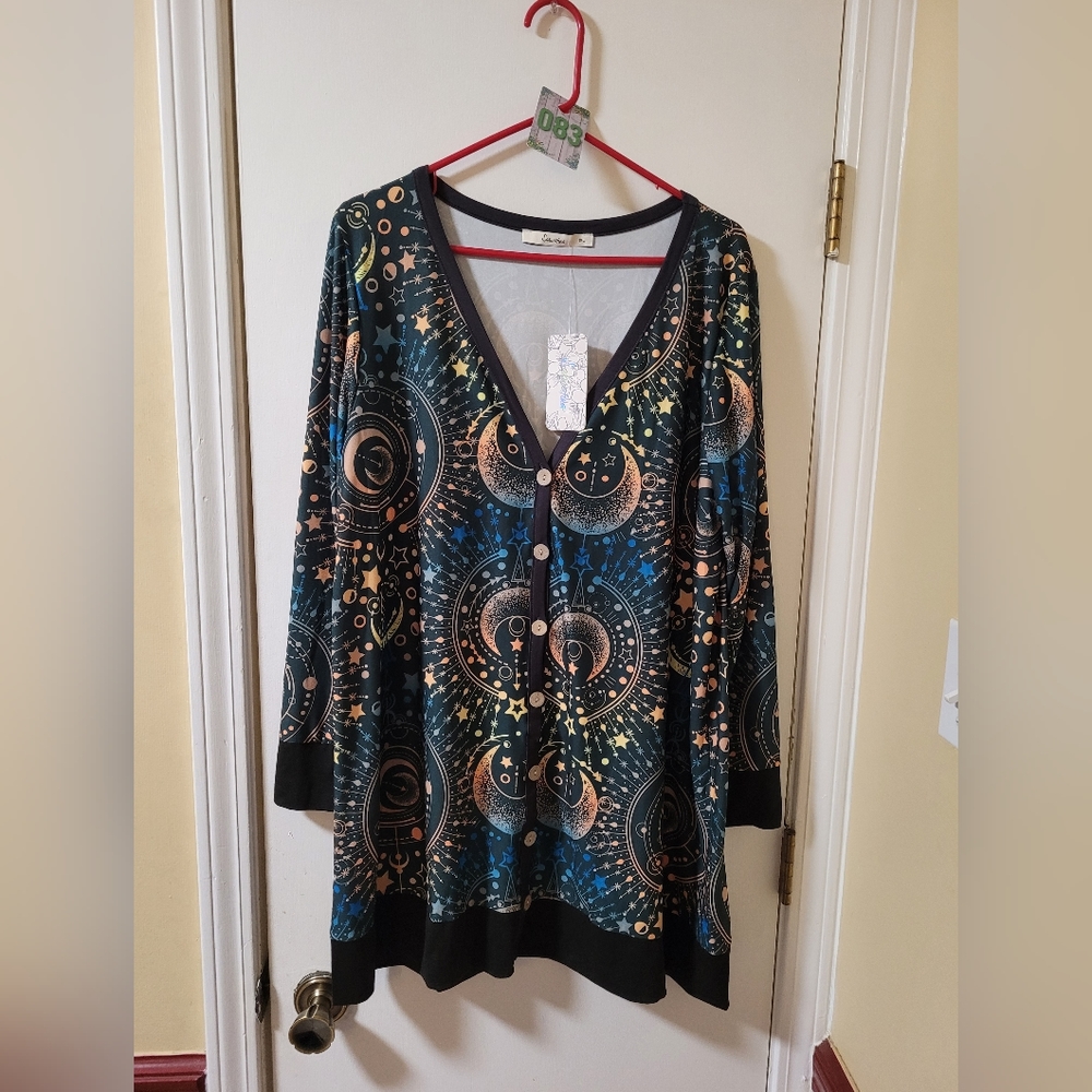 83. Sakurafina top sz 1XL